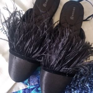 Birdies lovebird feather trim mule